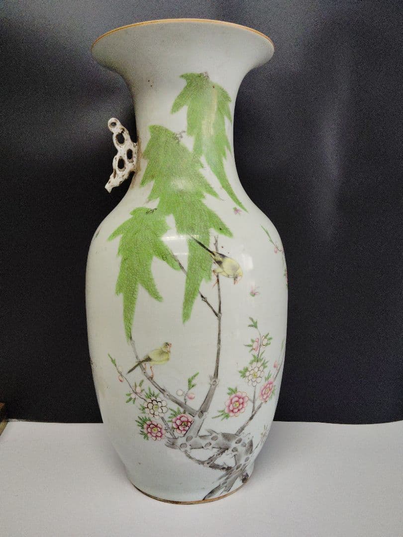 中国民国時期　粉彩 花鳥図 大瓶　高さ43cm　 ※耳の一つに欠損あり