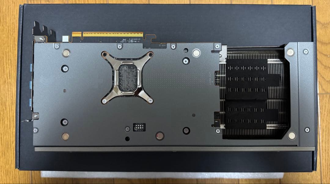 グラフィックボード・グラボ・ビデオカード SAPPHIRE NITRO+ Radeon RX 9070 XT