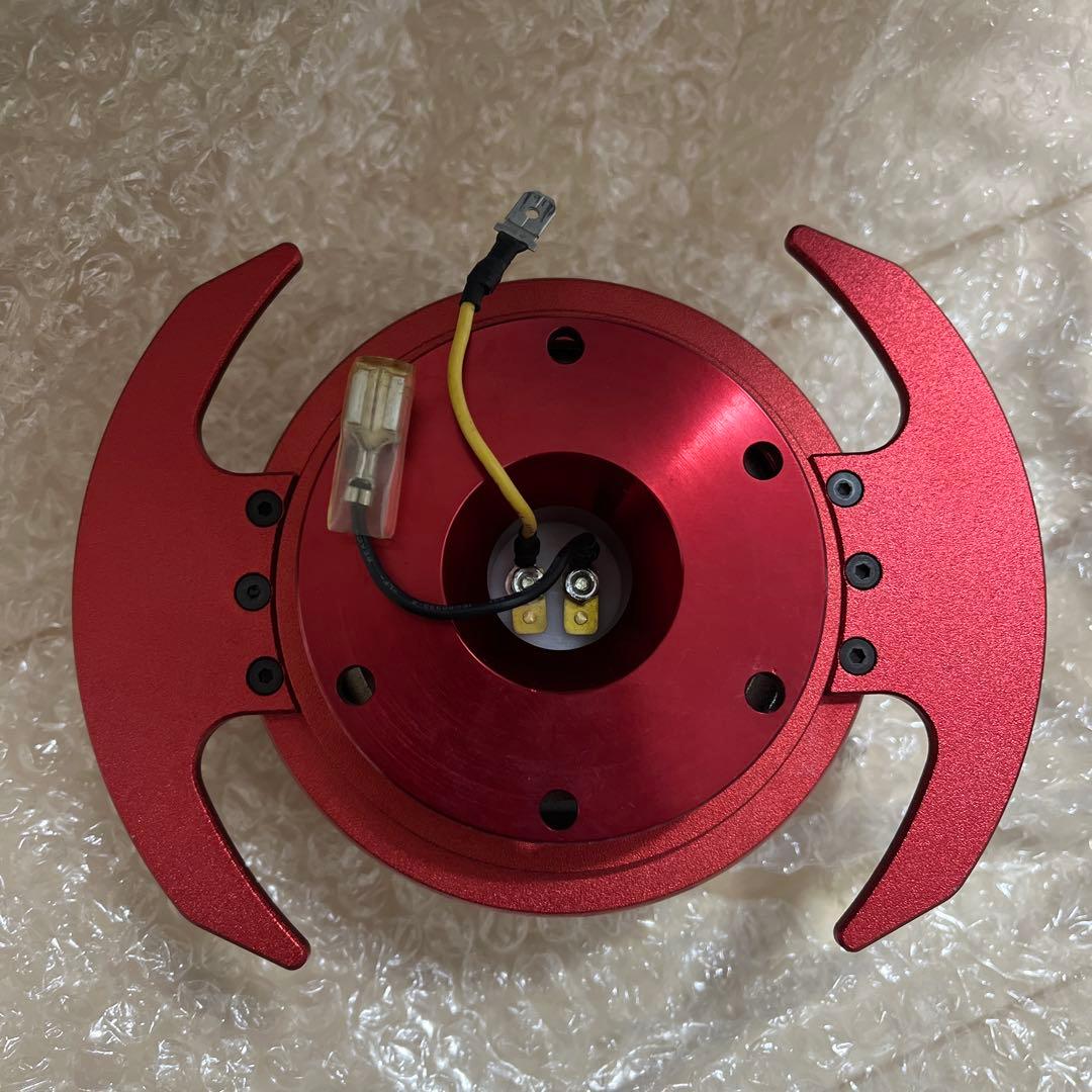 ダ*ク様 NRG クイックリリース　ボス　赤　レッド　ハブ付き