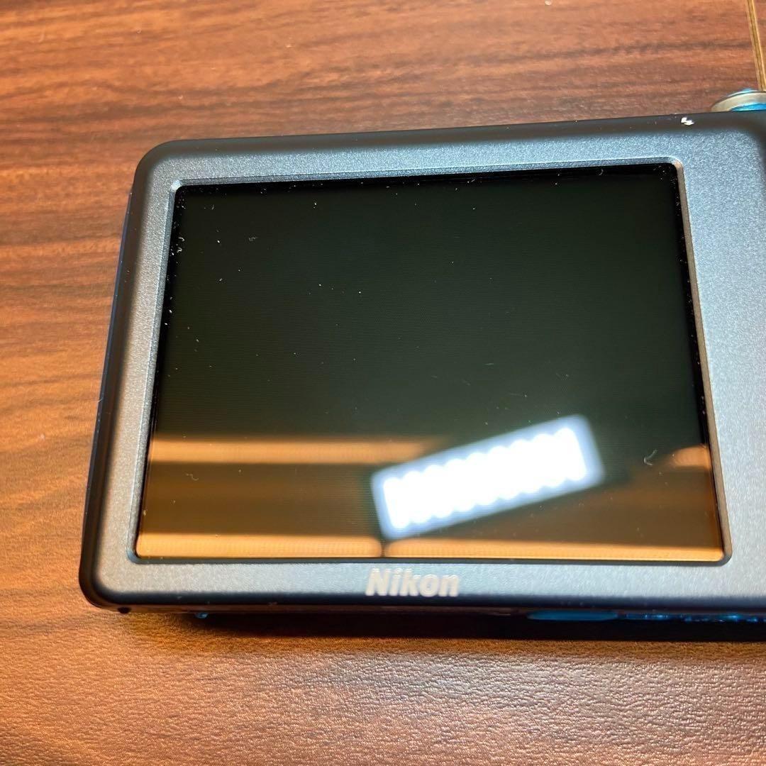 Nikon coolpix S3500 デジカメ ほぼ新品 3335