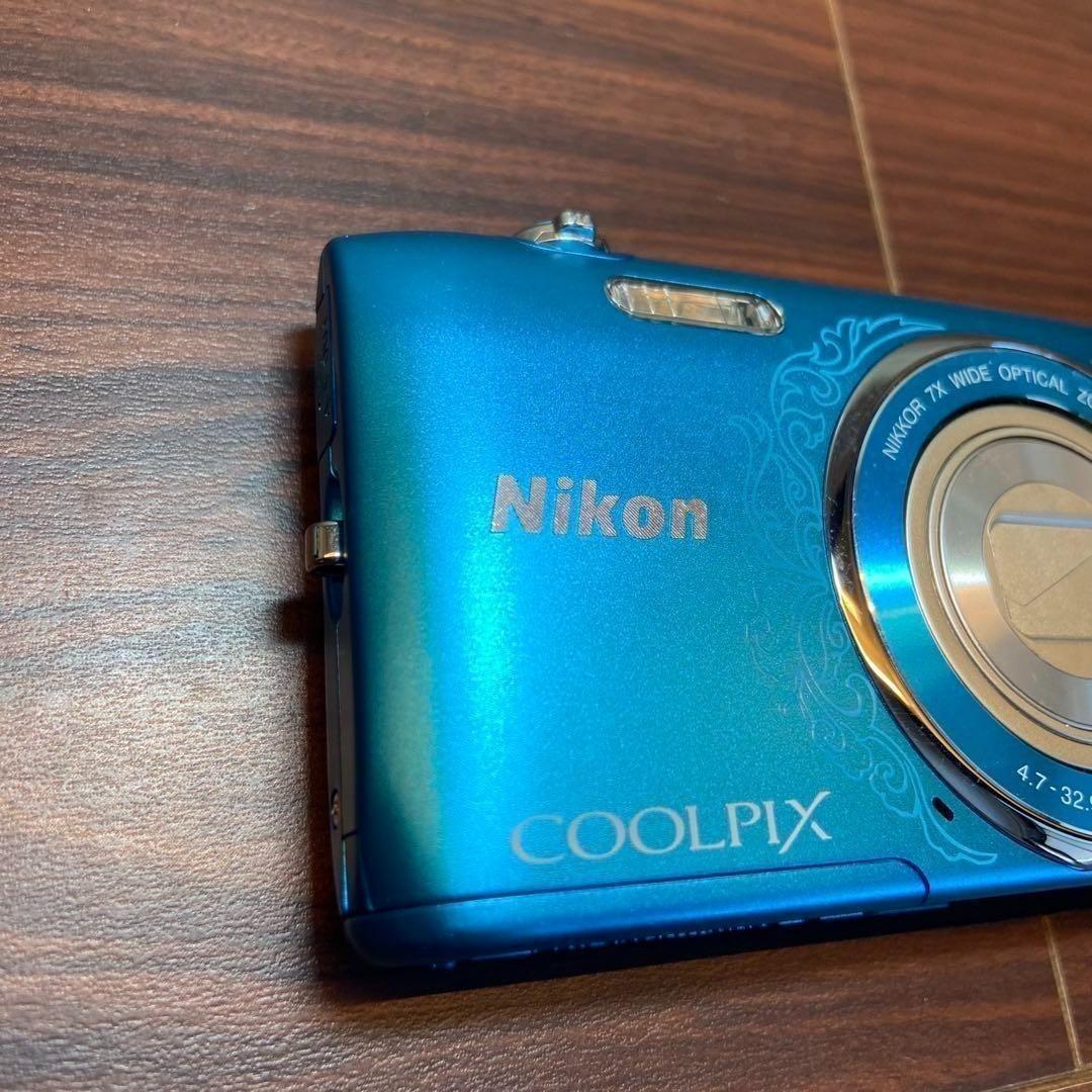 Nikon coolpix S3500 デジカメ ほぼ新品 3335
