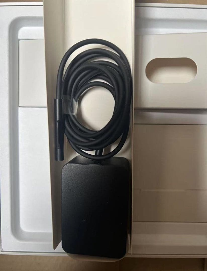 未使用 surface go 3 プラチナ 8V6-00015