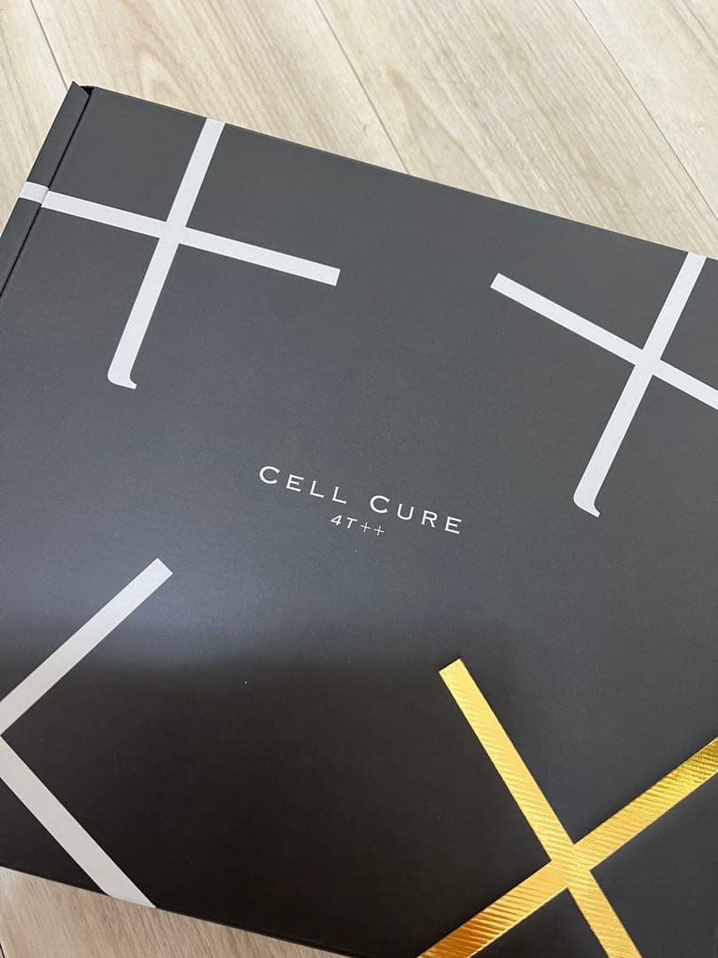 CELL CURE 47++ 美容器 専用ケース付き