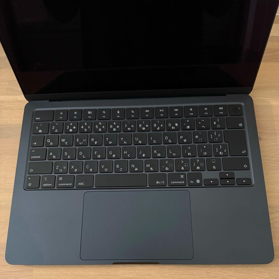【使用時間3時間程度】Apple 2025 MacBook Air 13インチ