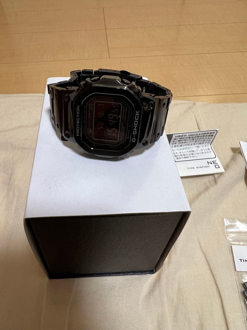 G-SHOCK GMW-B5000GD-1JF ブラック