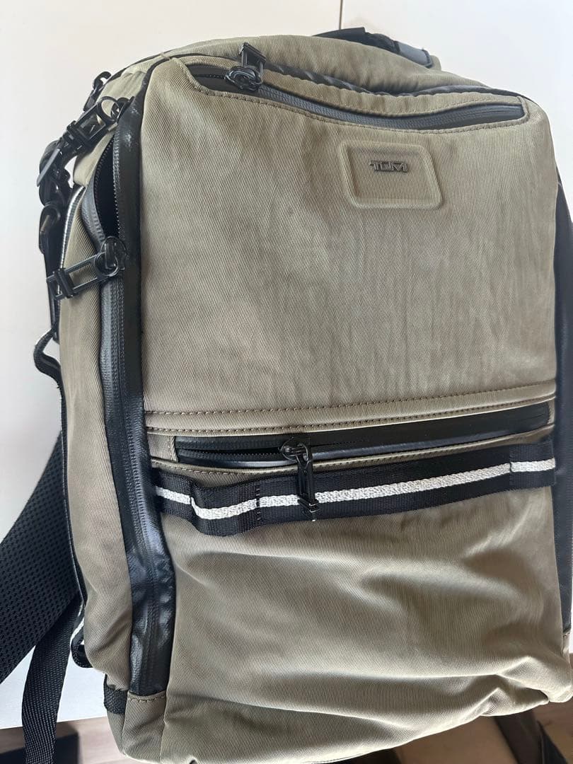 【定価約7万】TUMI カーキ リュック・バックパック