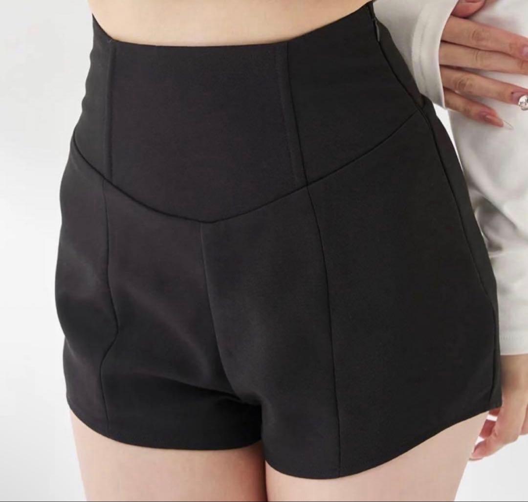 Darich 美シルエットショートパンツ ダーリッチ