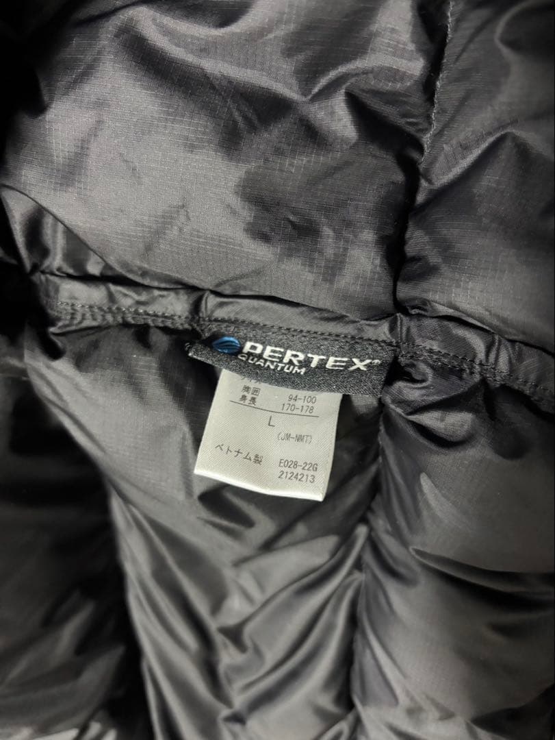 未使用　Marmot ダウンジャケット