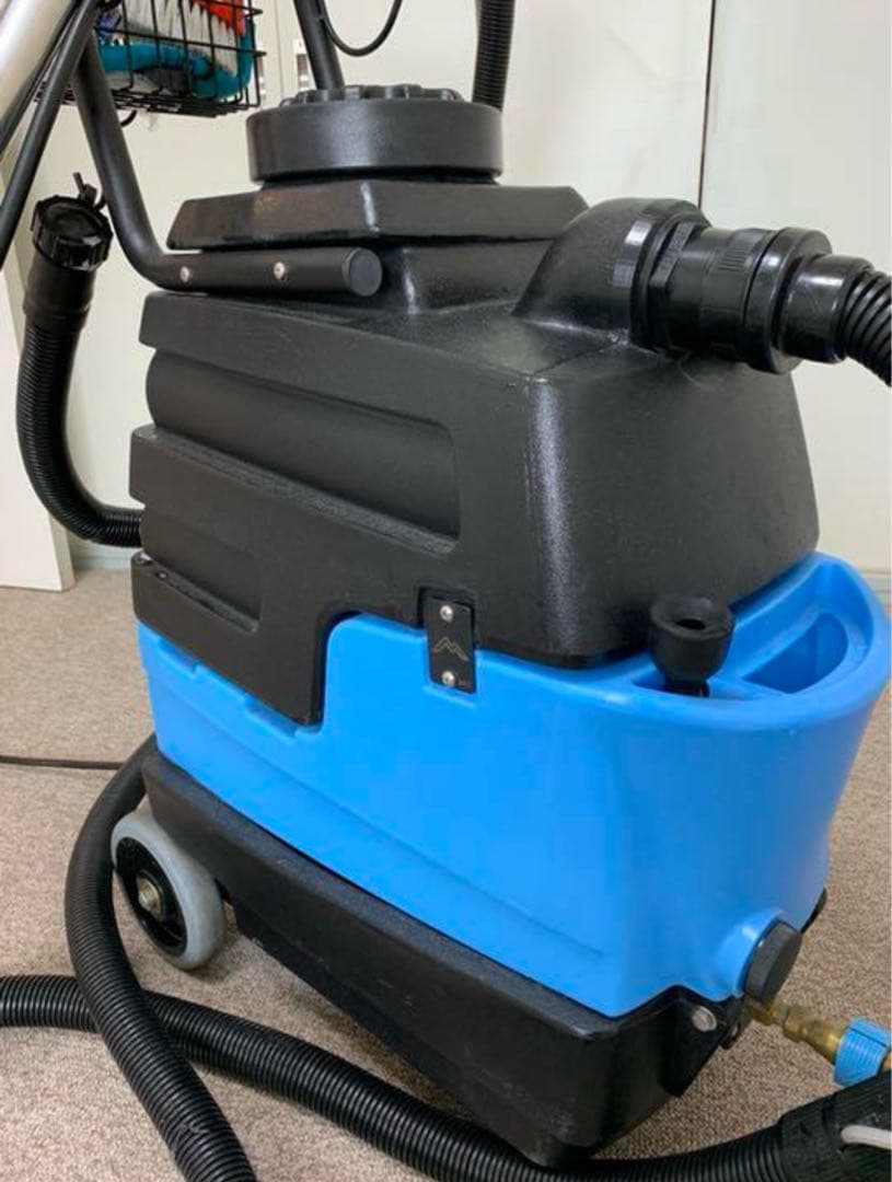 カーペットクリーナーとカーペット専用掃除機