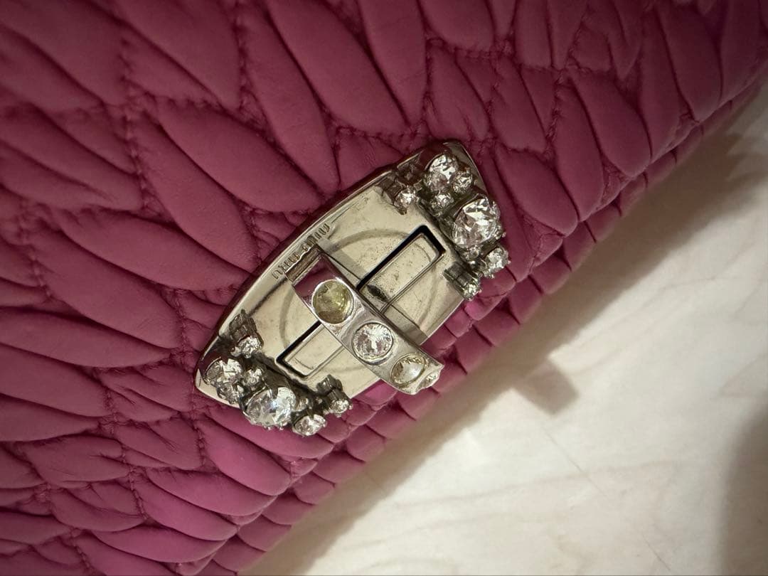 MIUMIU ナッパクリスタル