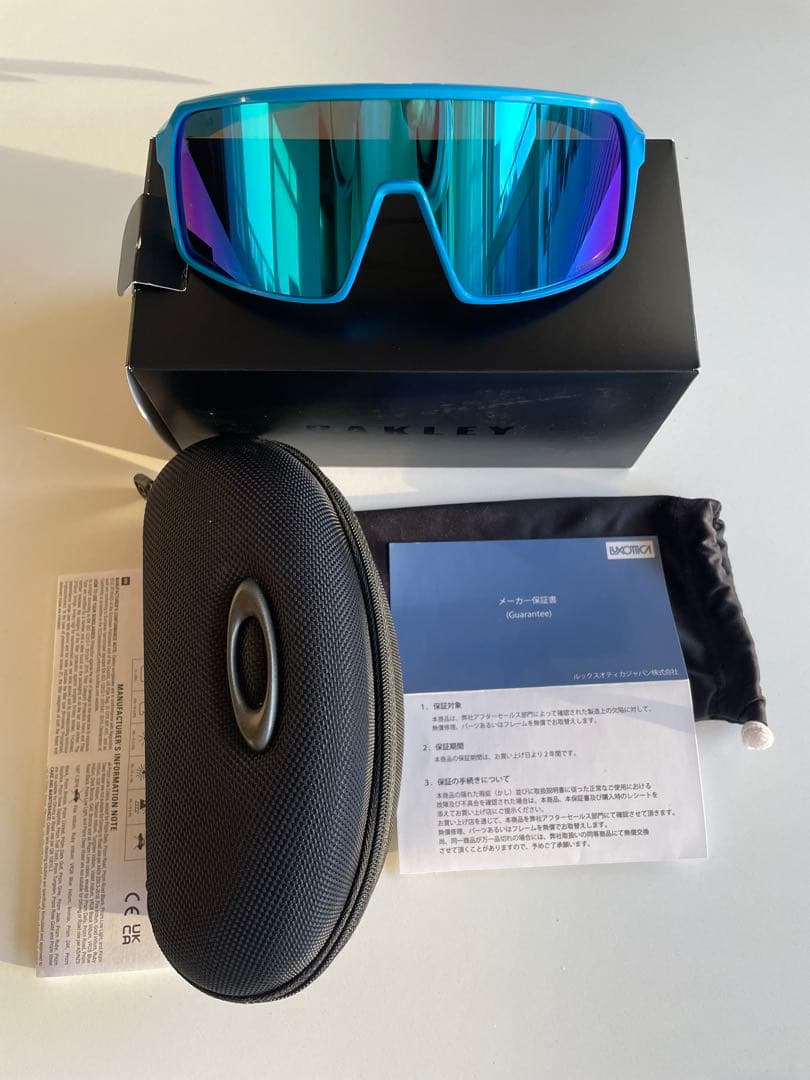 Oakley Sutro オークリースートロ