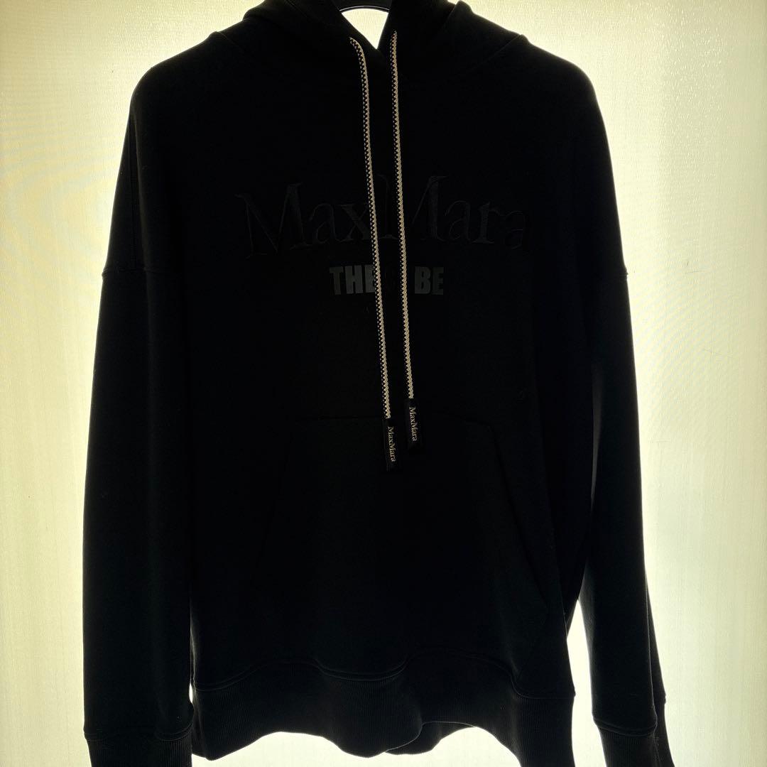 【値下げ】美品、Max Mara ブラック パーカー　XS