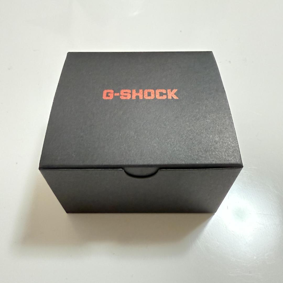 新品　CASIO G-SHOCK DWN-5600-4JR レッドリングウォッチ