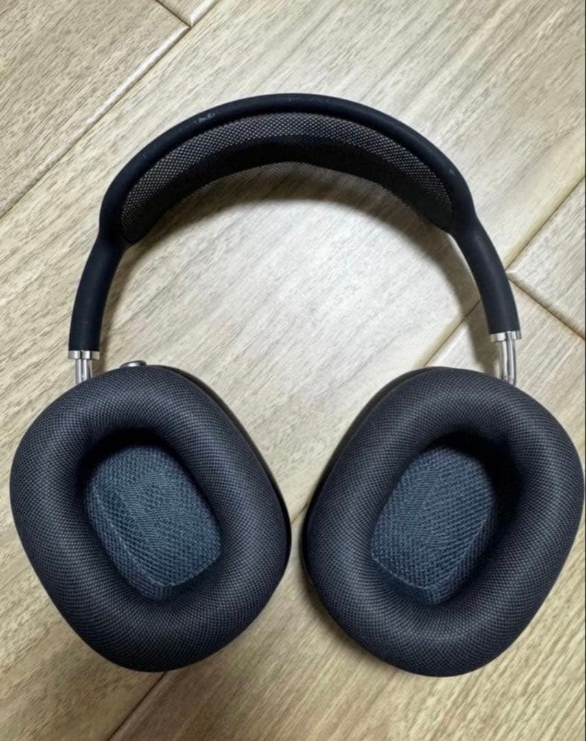 ヘッドホン Apple AirPods Max (Lightning)