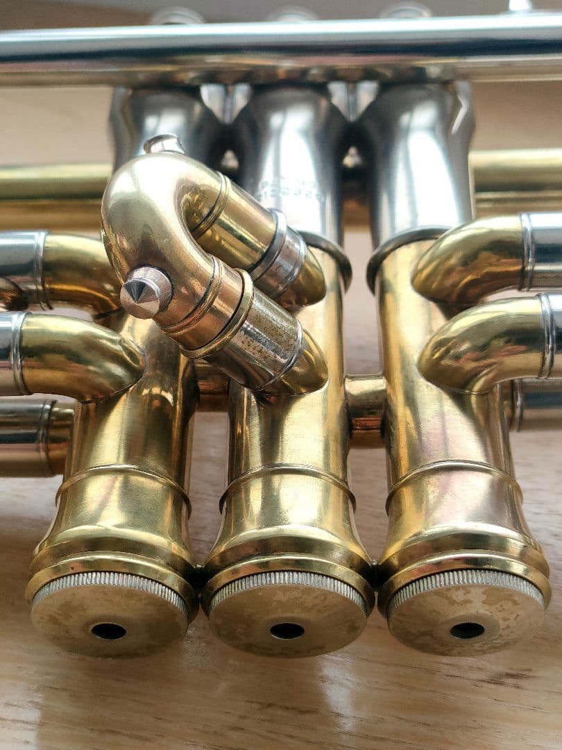 1944 Buescher \"The 400\" TrueTone トランペット