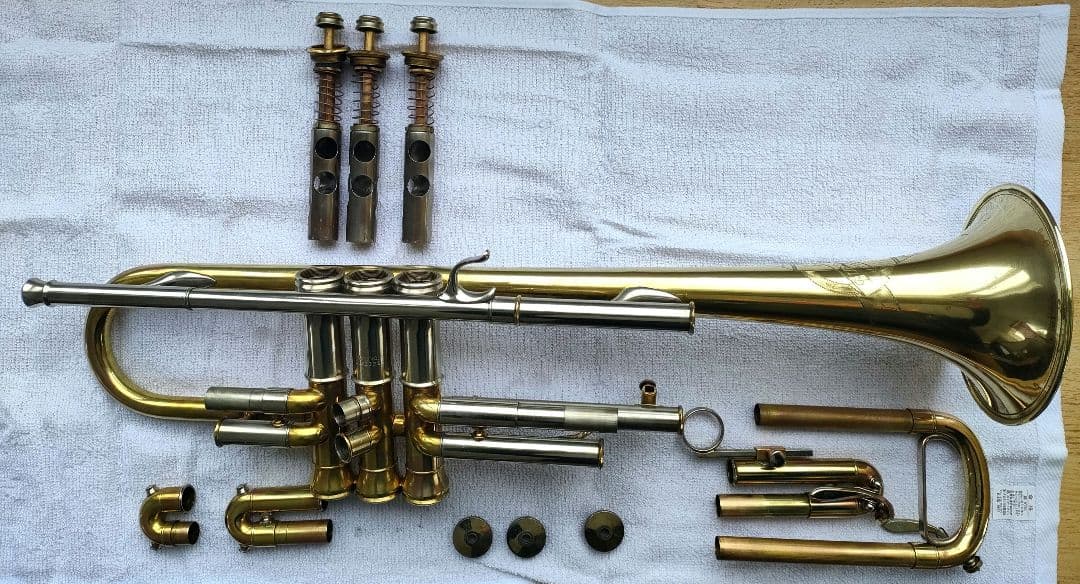 1944 Buescher \"The 400\" TrueTone トランペット