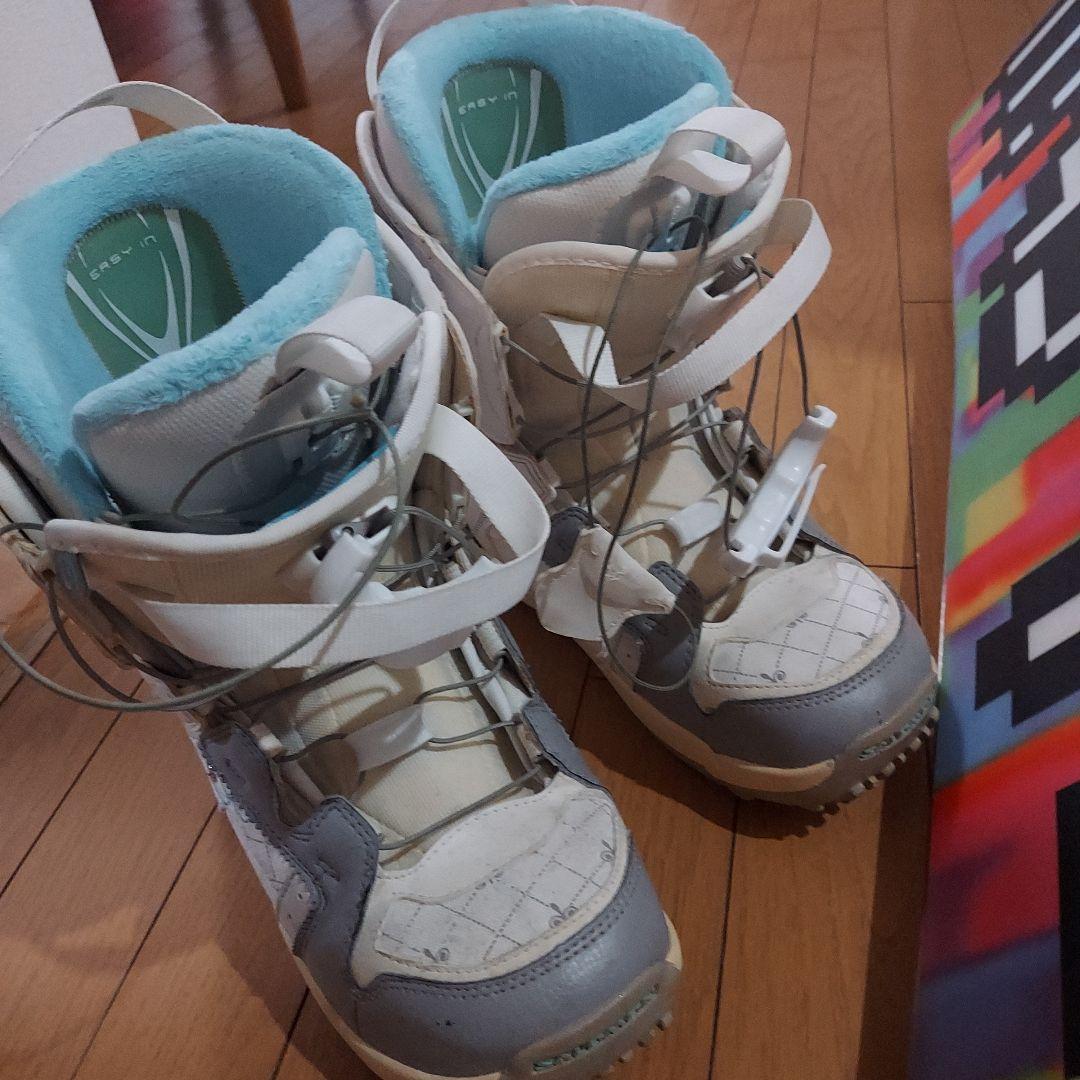 ⭐︎値下げ⭐︎サロモン　スノーボード　バイン付【SALOMON 144 】ブーツ付
