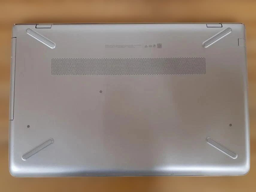 L0206-01 HP Pavilion 15 ノートPC / SSD+HDD