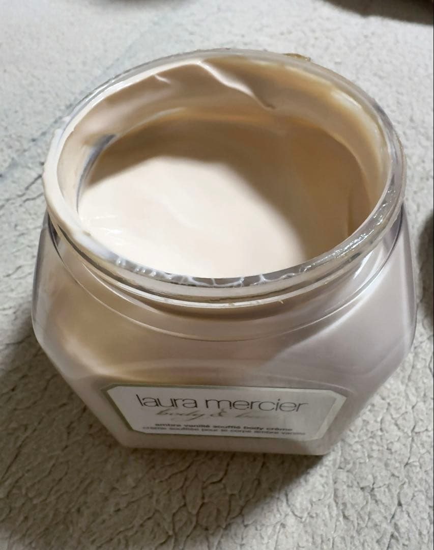 ローラメルシエ　アンバーバニラ　ボディクリーム　300g レア品