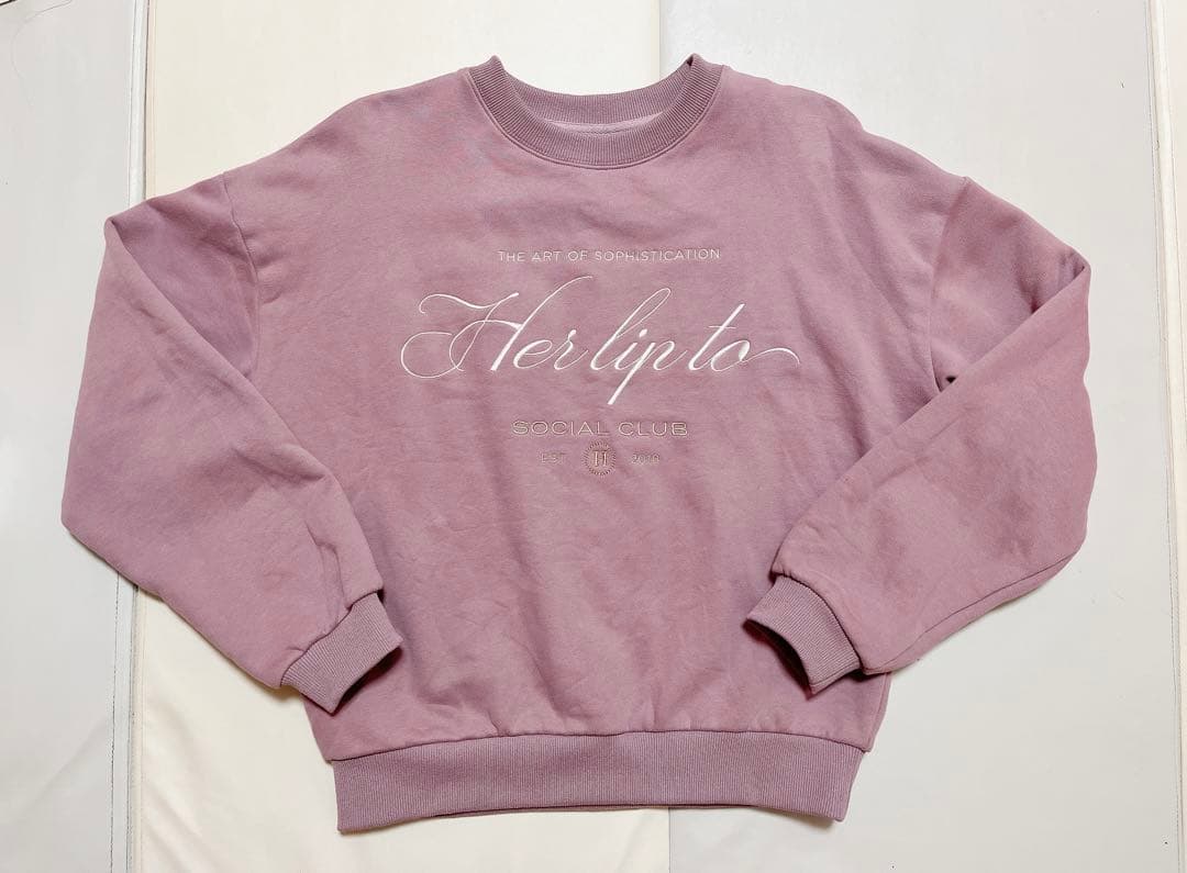 一度のみ着用 herlipto Social Club Sweatshirt