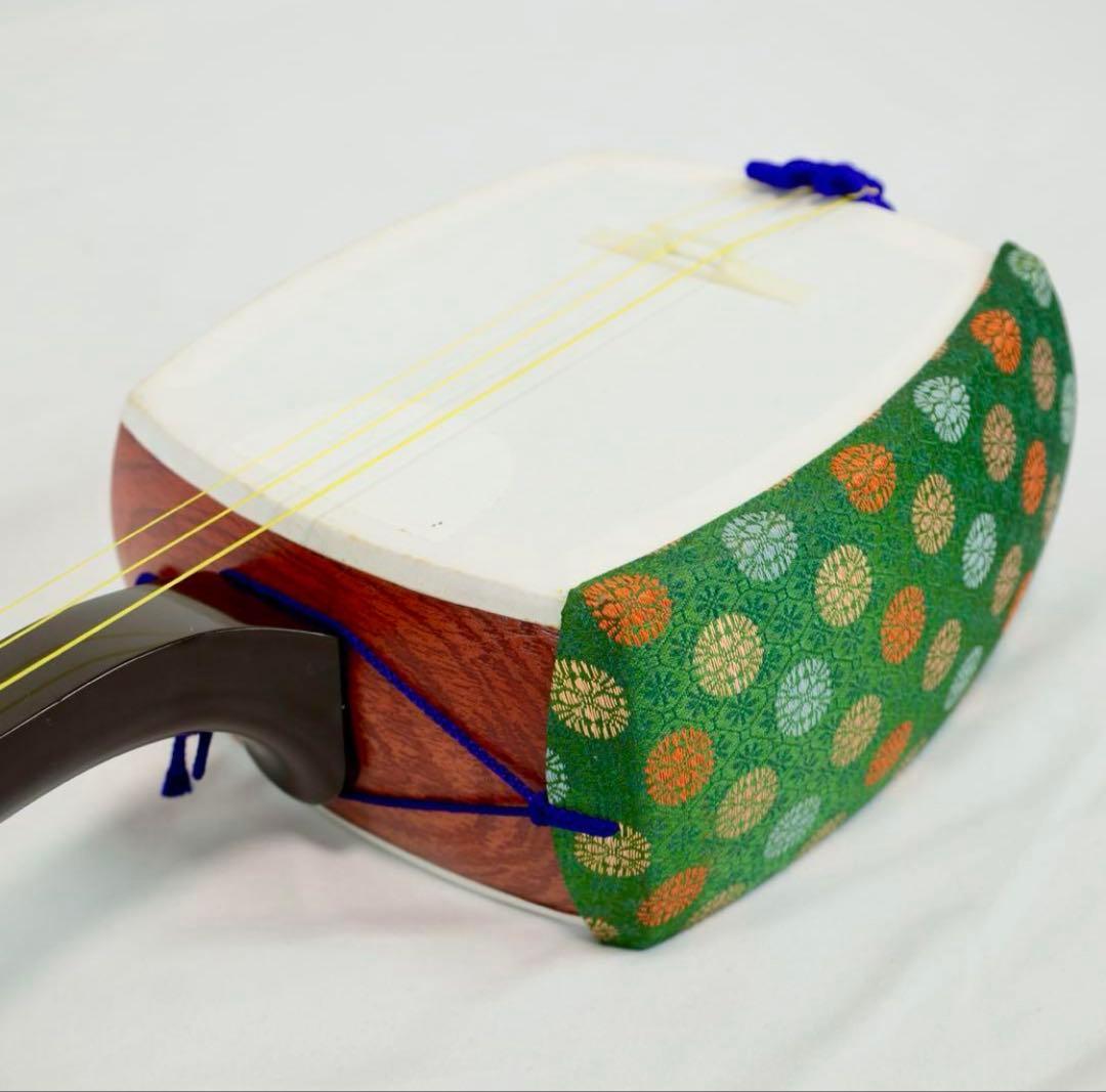 三味線本体 木製 バチ付き　【永莉】