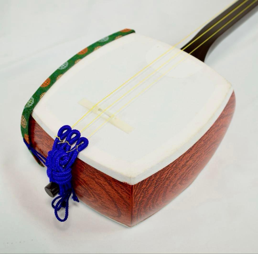 三味線本体 木製 バチ付き　【永莉】