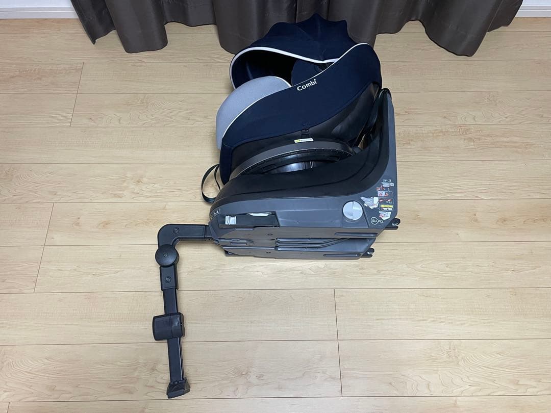 CombiグルムーブスマートISOFIXエッグショックJN-570ネイビー