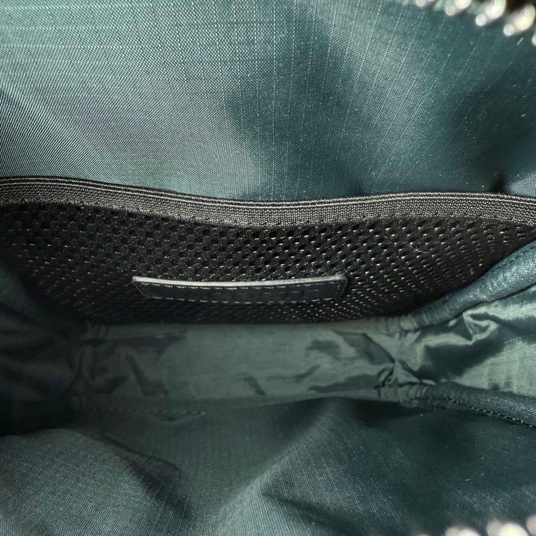 ラコステショルダーバッグ　ボディバッグ