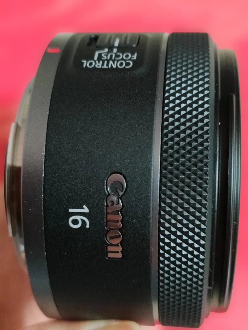 Canon RF16mm F2.8 STM　広角単焦点レンズ