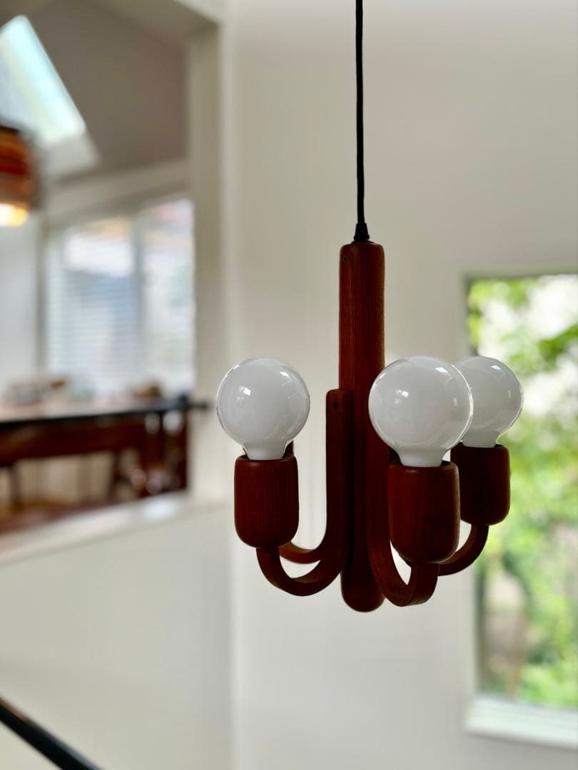 じゅん）独70年代DOMUS チーク無垢材　ヴィンテージ・5灯シャンデリア