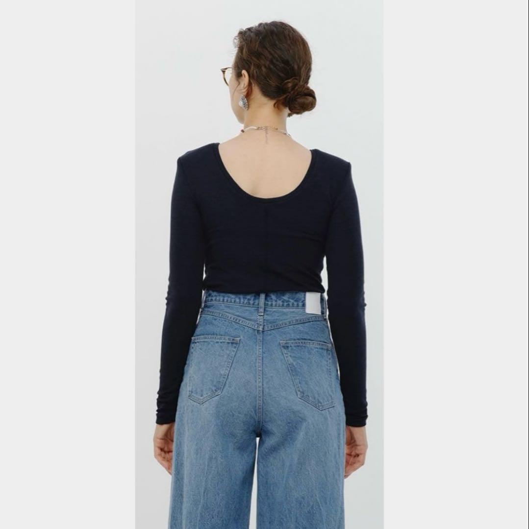 新品未開封 yori バックレスロンTee 肩パッド付き ネイビー 36