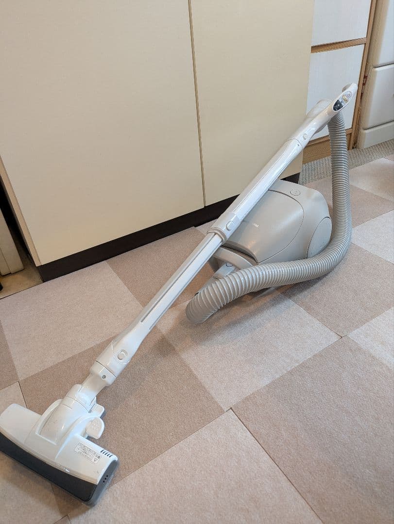 パナソニック紙パック掃除機