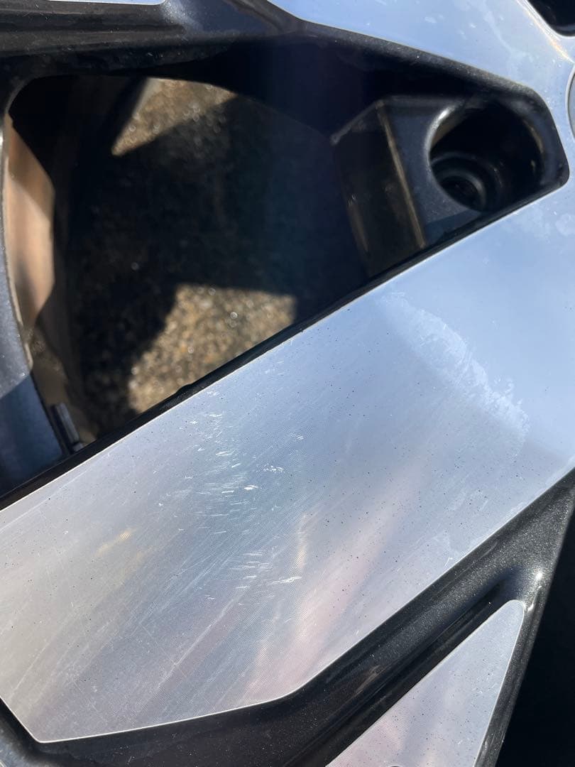 フォレスター　アドバンス ホイール・タイヤセット 18インチ、アドバンdBセット