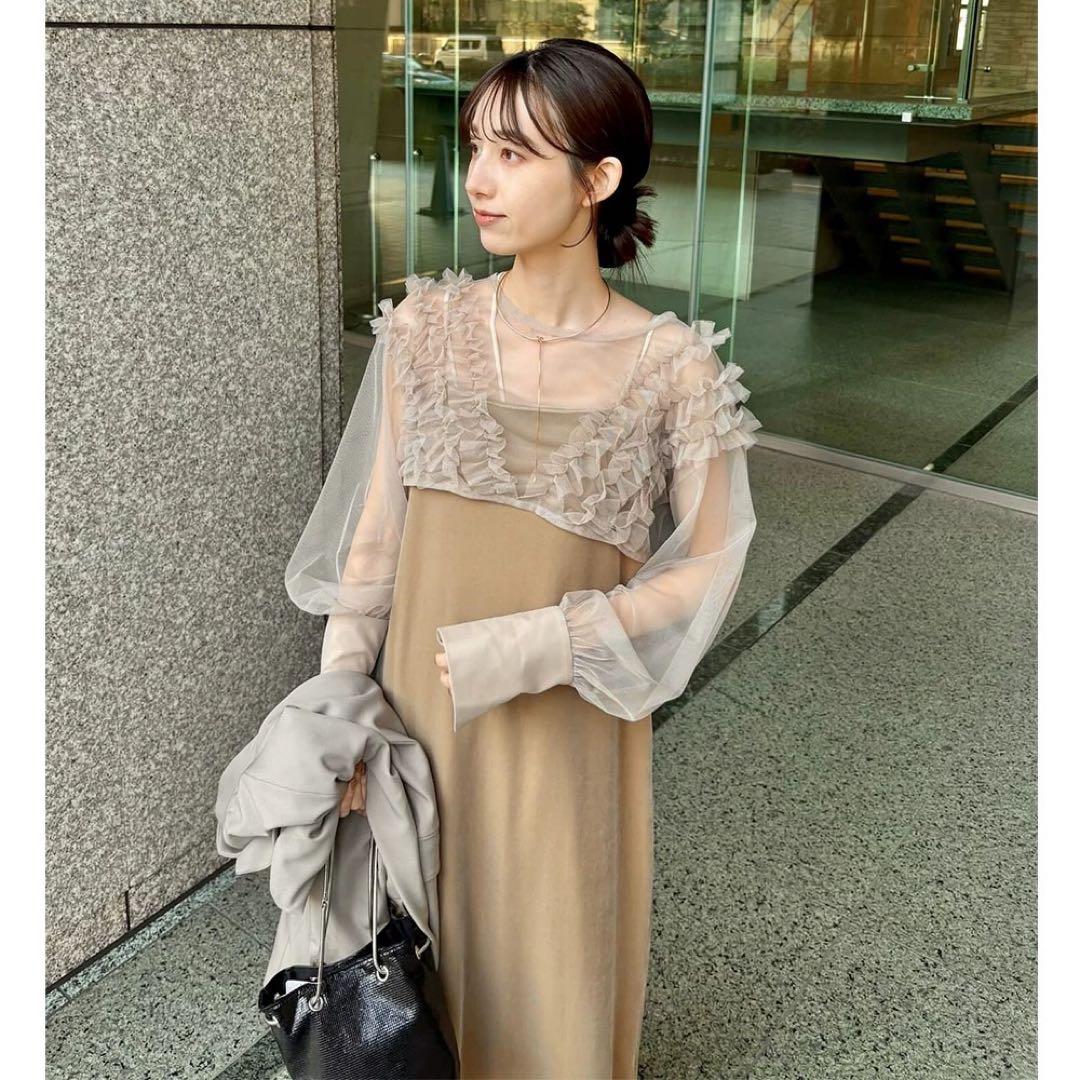 【完売品・新品未使用】カプリシュレマージュ ワンピース ベージュ 結婚式 二次会