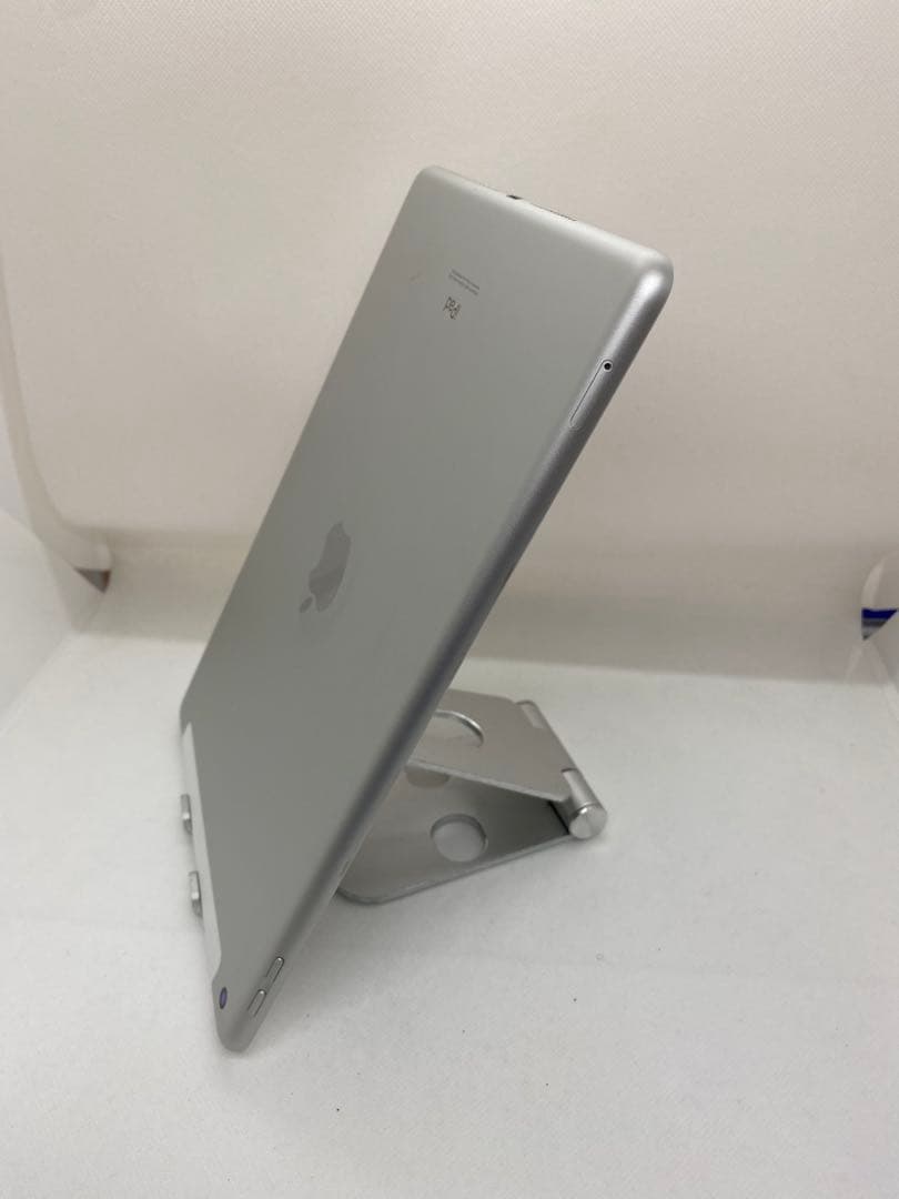 Ipad 第8世代 32GB Wi-Fi + Cellular 41246
