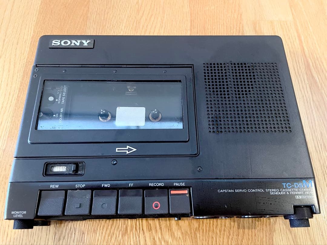 ※値下げしました【美品】SONY TC-D5M カセットプレイヤー。専用カバー付