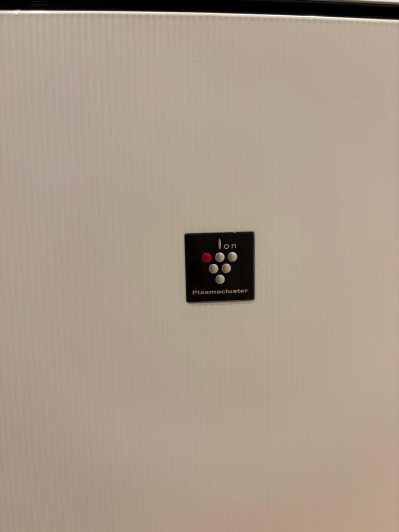 美品　SHARP 加湿空気清浄機　KC-J50-W