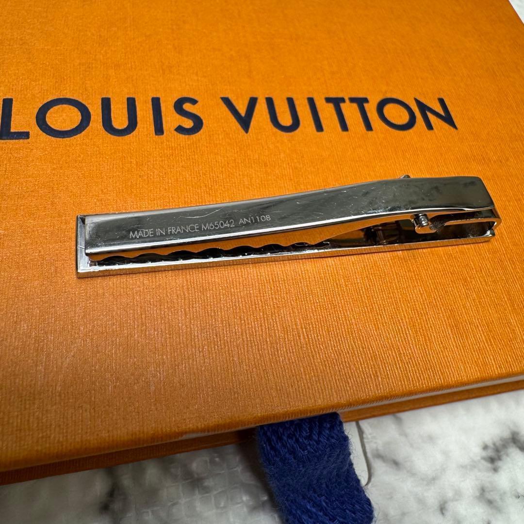 ルイヴィトン　ネクタイピン　モノグラム　装飾