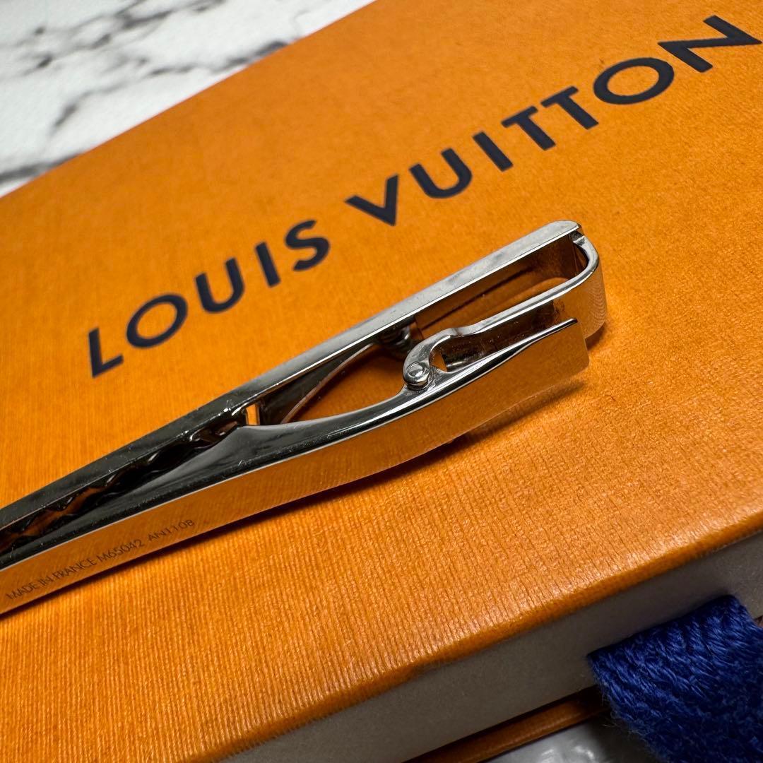 ルイヴィトン　ネクタイピン　モノグラム　装飾