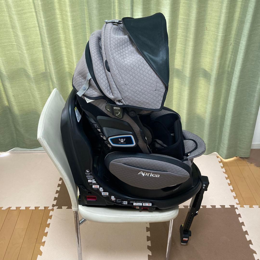 Aprica 車用チャイルドシート フラディア グロウISOFIX360°