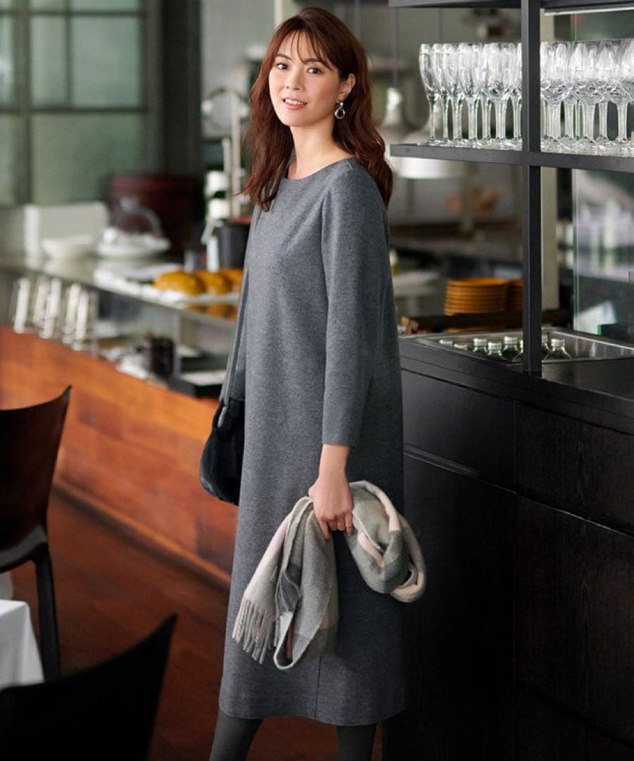 美品 23区 大きいサイズ ウール圧縮スムース サック ワンピース グレー 48