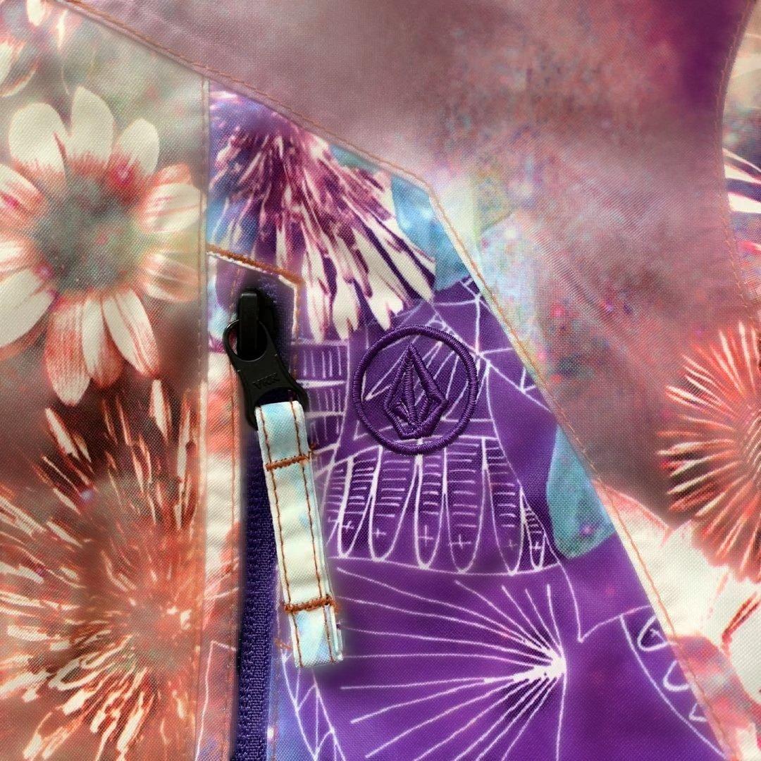 試着のみ✨VOLCOM　スノーボードウェア　ジャケット　花柄Sレディース