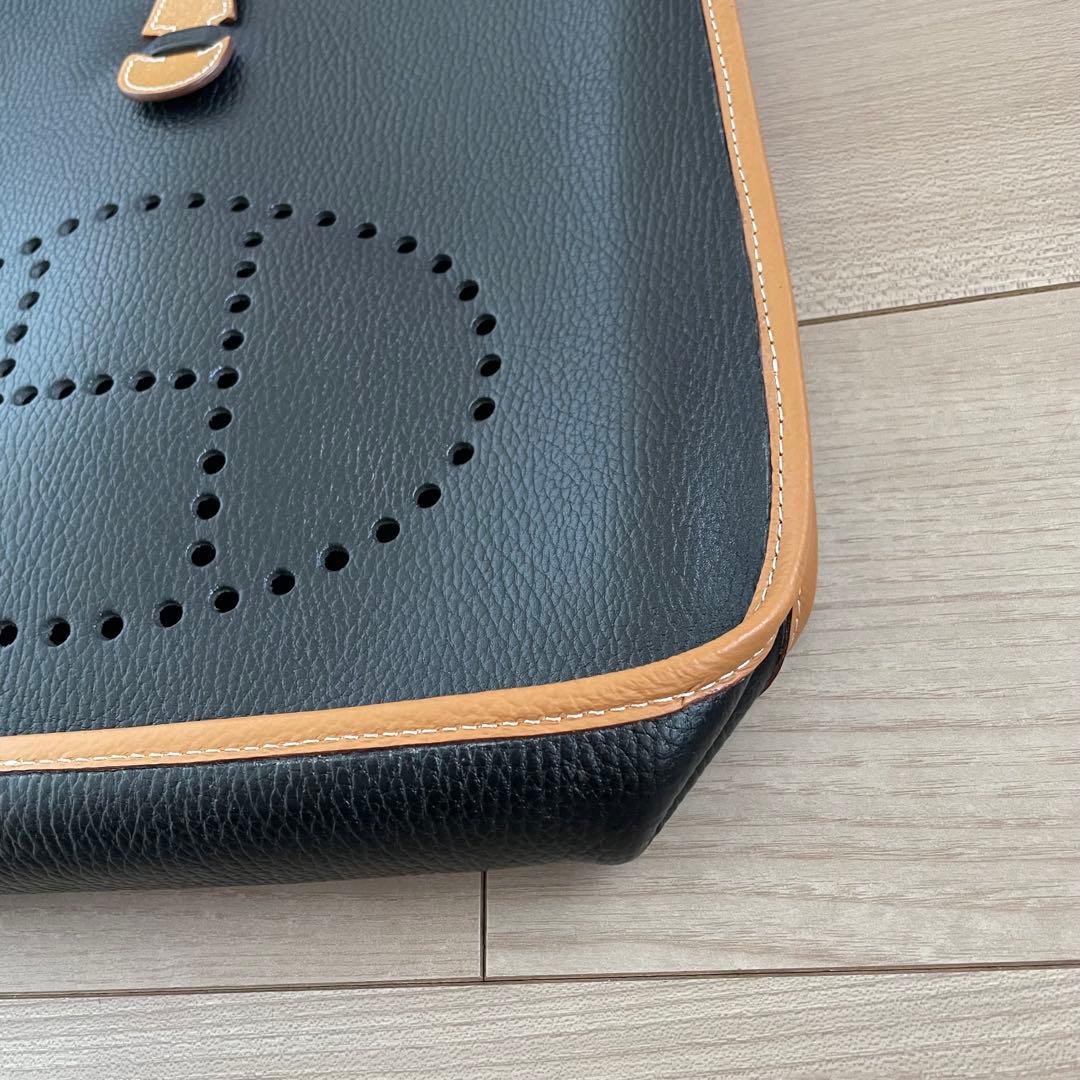エルメス エヴリンGM 刻印あり 黒×ナチュラル バイカラー ゴールド金具