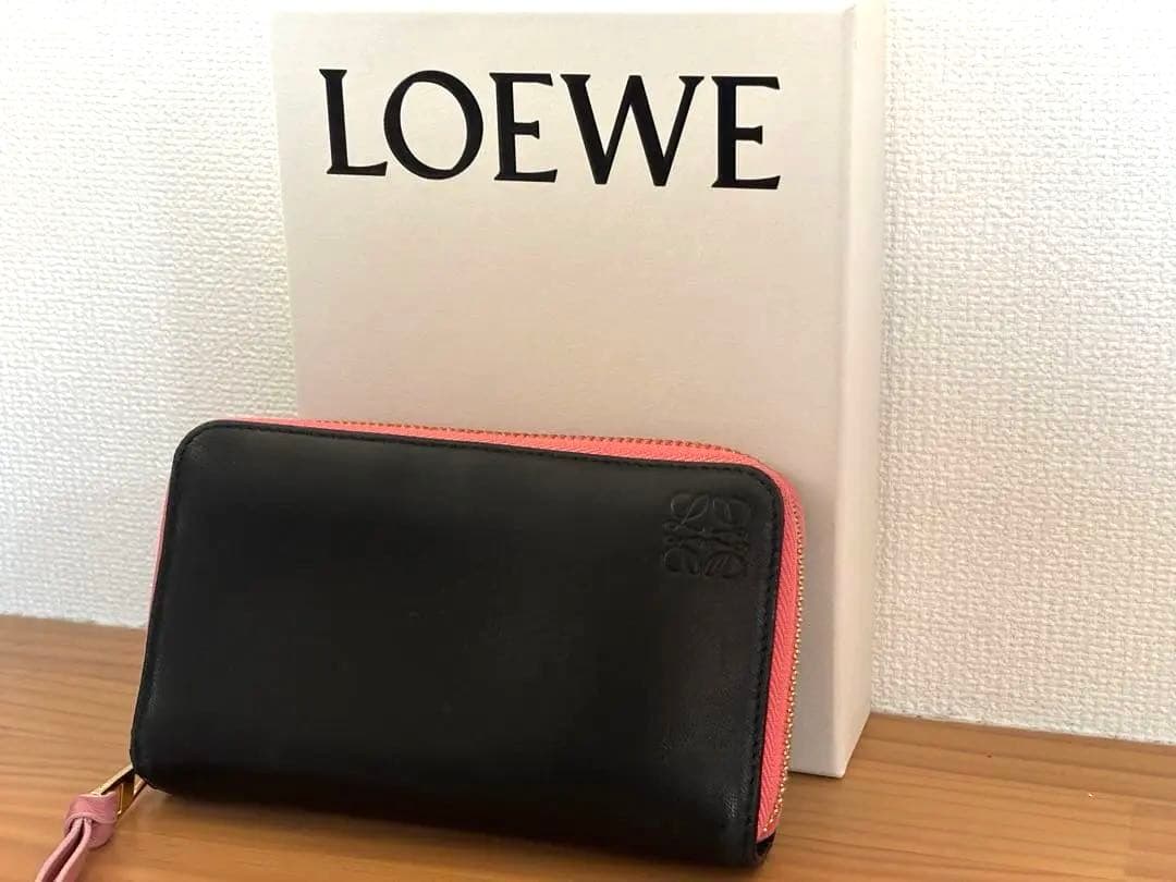 LOEWE ラウンドファスナー　ミニ財布