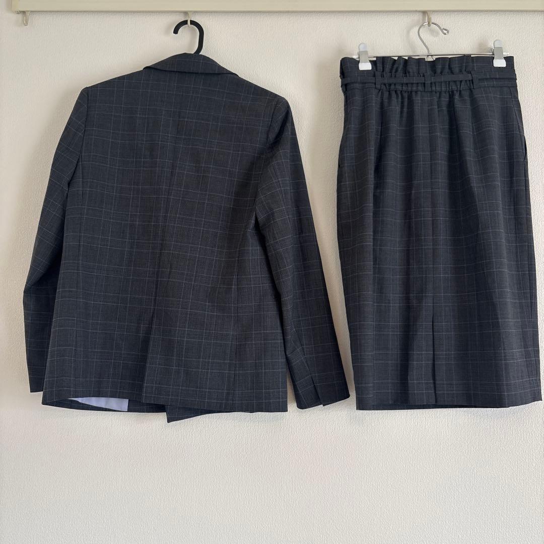 グレー系チェック スカートスーツ 上下セット（サイズ38）