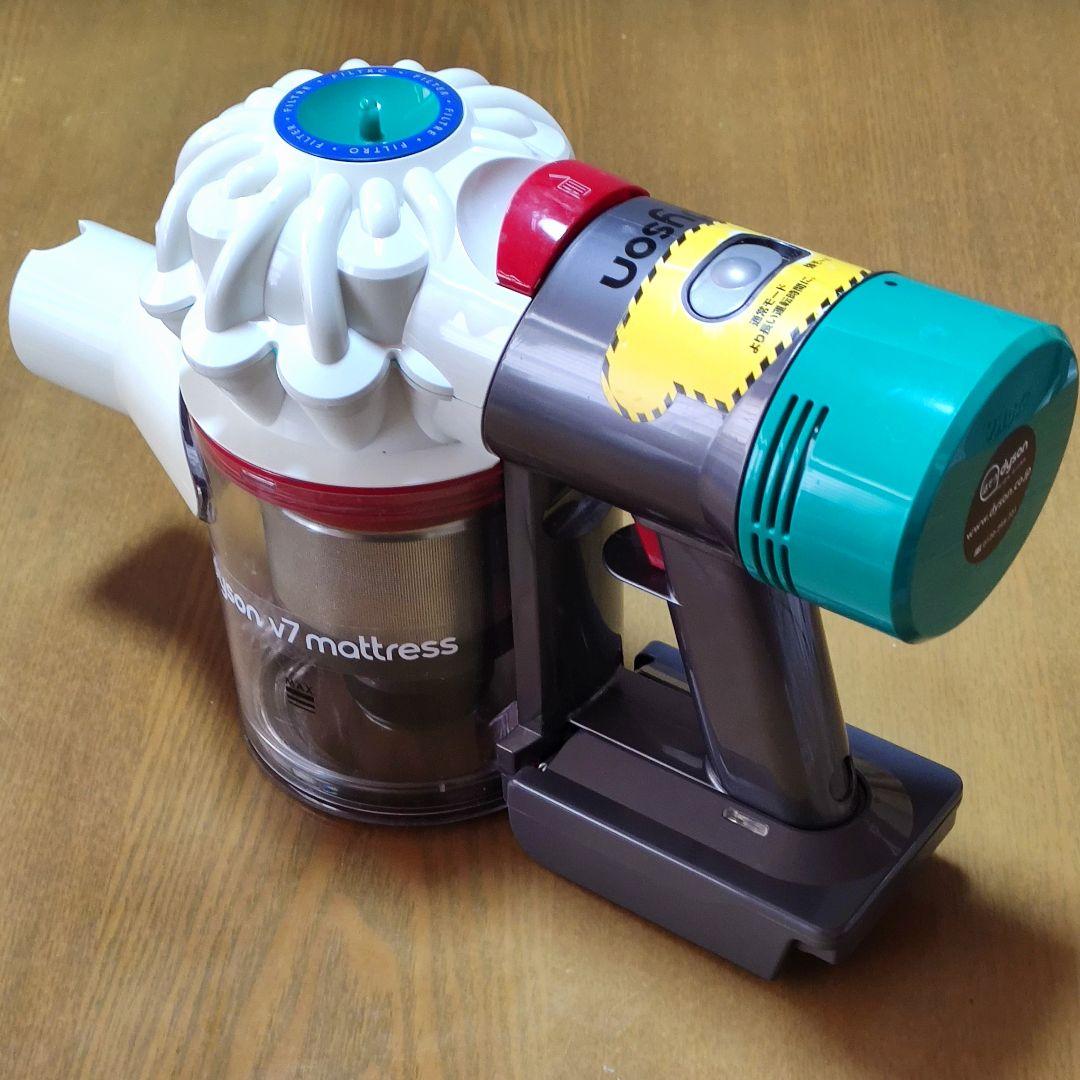 ダイソン V7 HH11掃除機 ＋マキタ18vアダプターセット分解清掃済み動作品