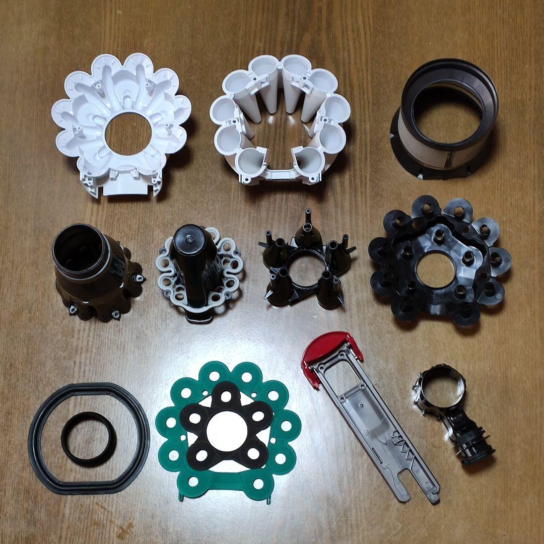 ダイソン V7 HH11掃除機 ＋マキタ18vアダプターセット分解清掃済み動作品