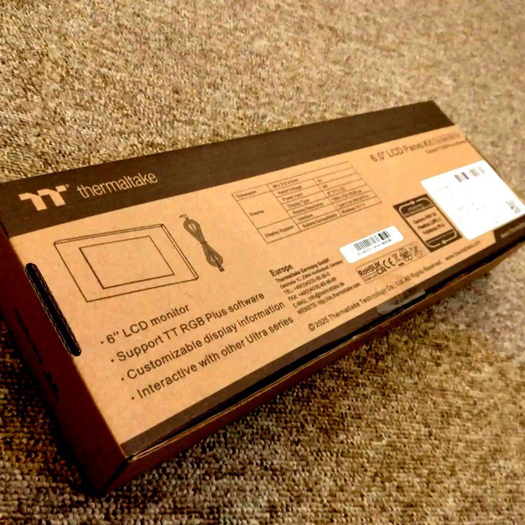 thermaltake 6インチパネルキット　AC-080-OO1NAN-A1