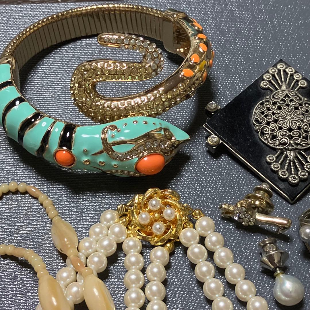 アクセサリーまとめ売り 天然石 ビーズ ネックレス 指輪 カフスなど ジャンク