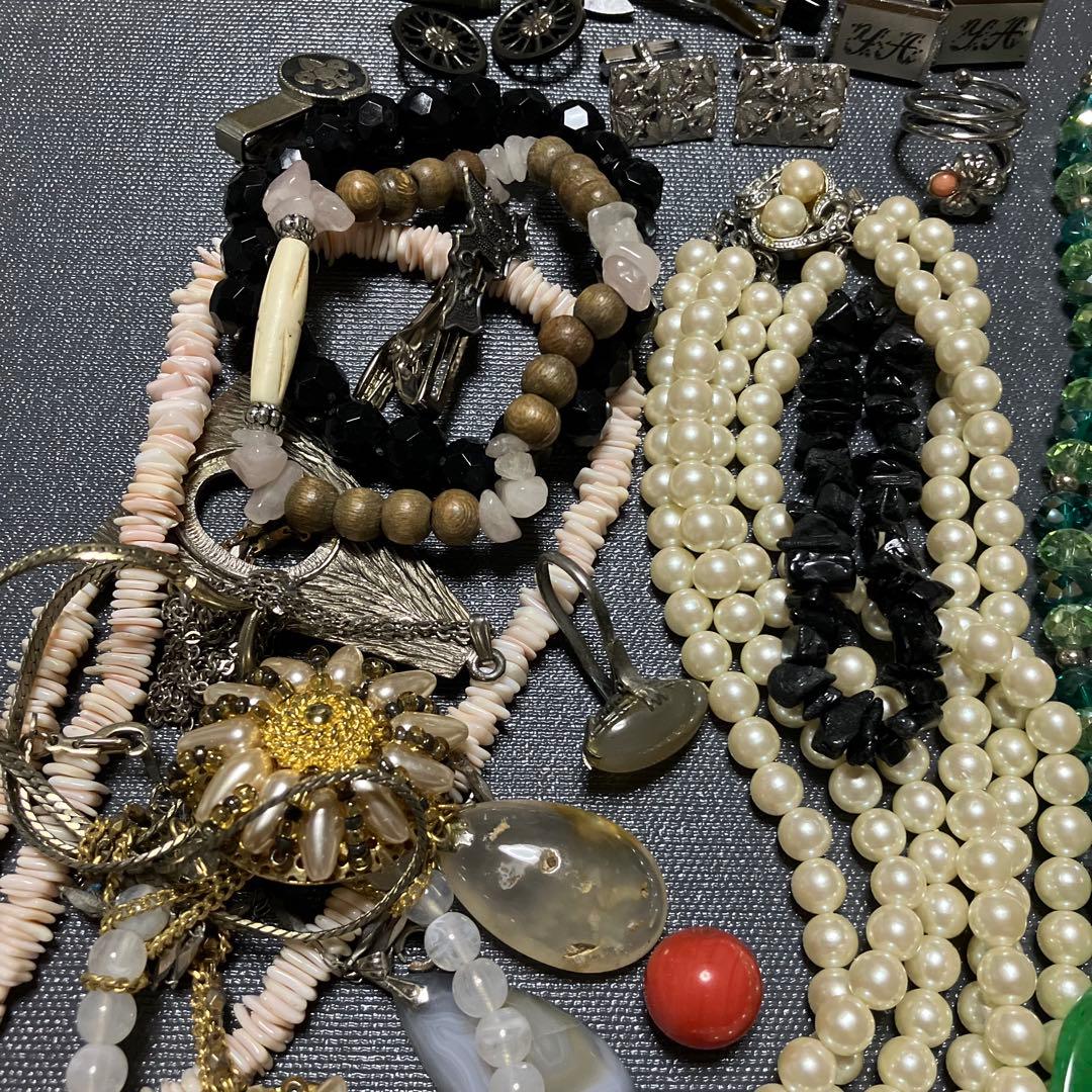 アクセサリーまとめ売り 天然石 ビーズ ネックレス 指輪 カフスなど ジャンク